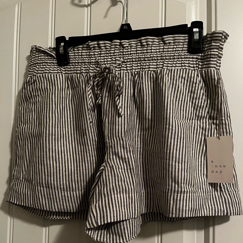 Paperbag waist shorts